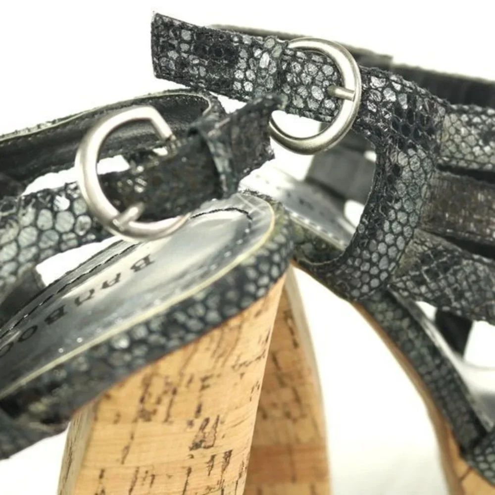 Bamboo Nanette Shoes Heels‎ Sandals Platform Black Silver Snake Cork 7.5